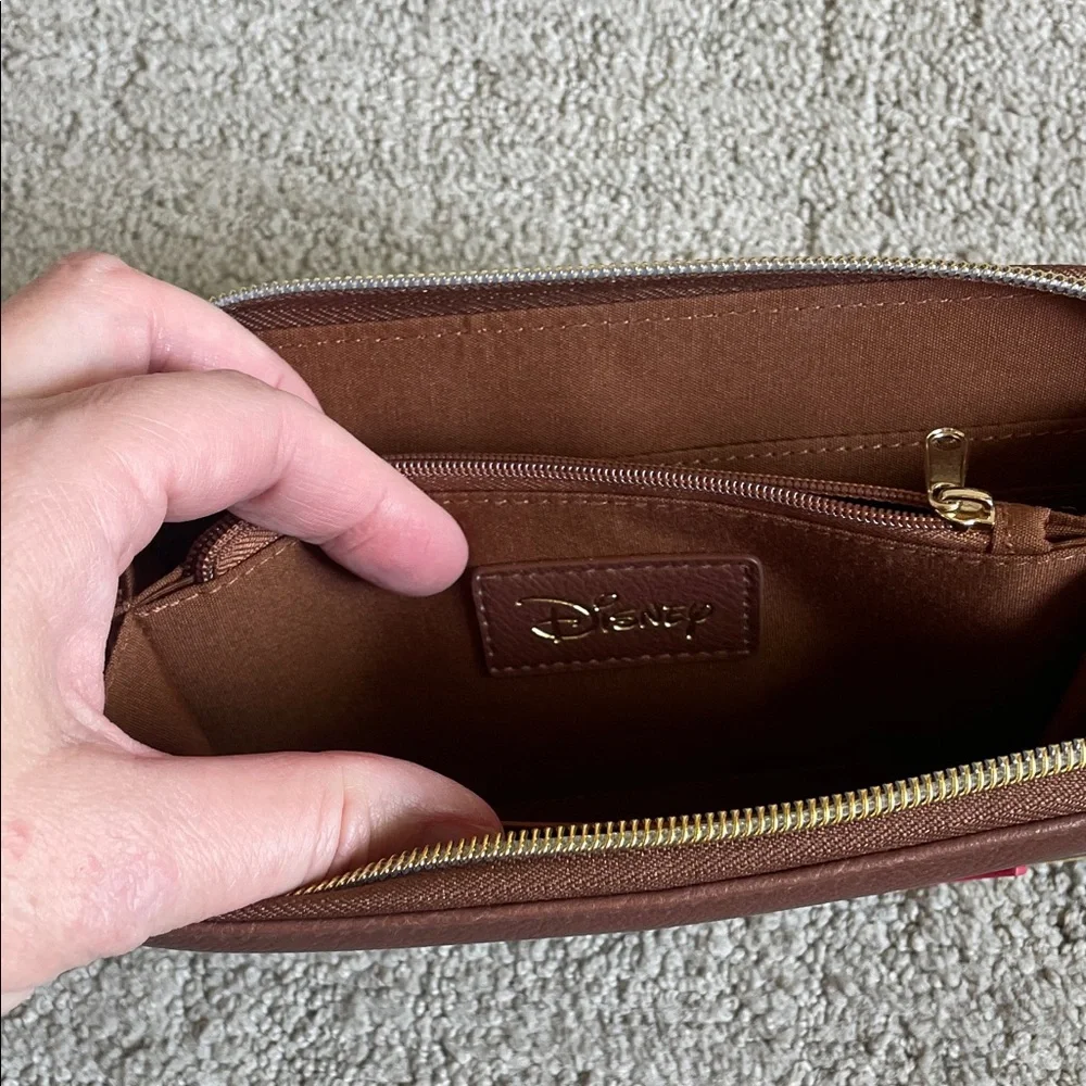 Danielle Nicole Brown backpack and wallet - Picture 6 of 14